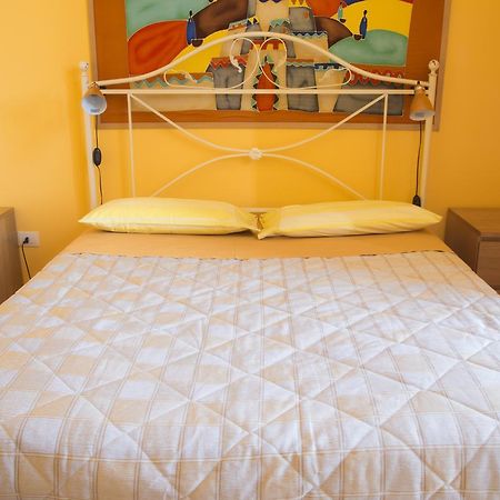 Al Centro E Meglio B&B Naples Extérieur photo