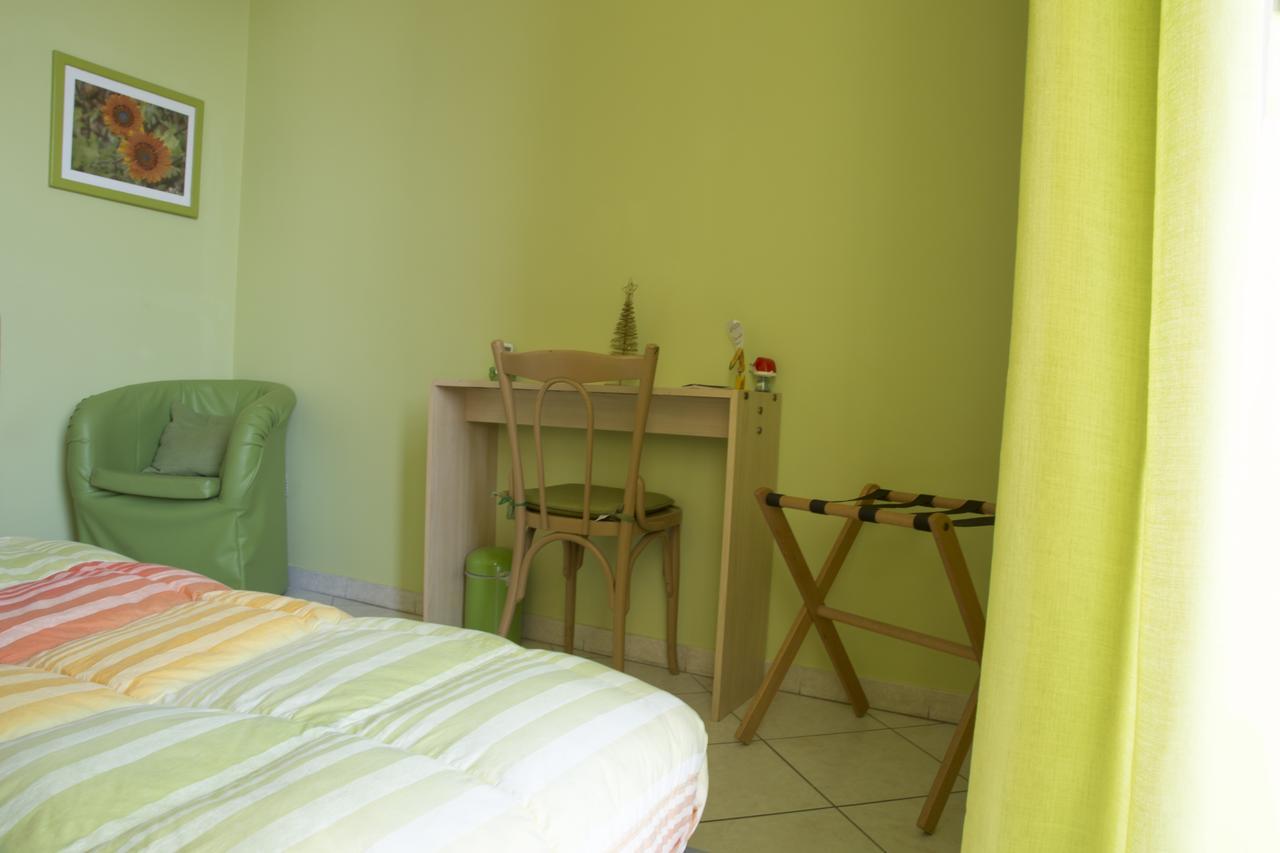 Al Centro E Meglio B&B Naples Extérieur photo